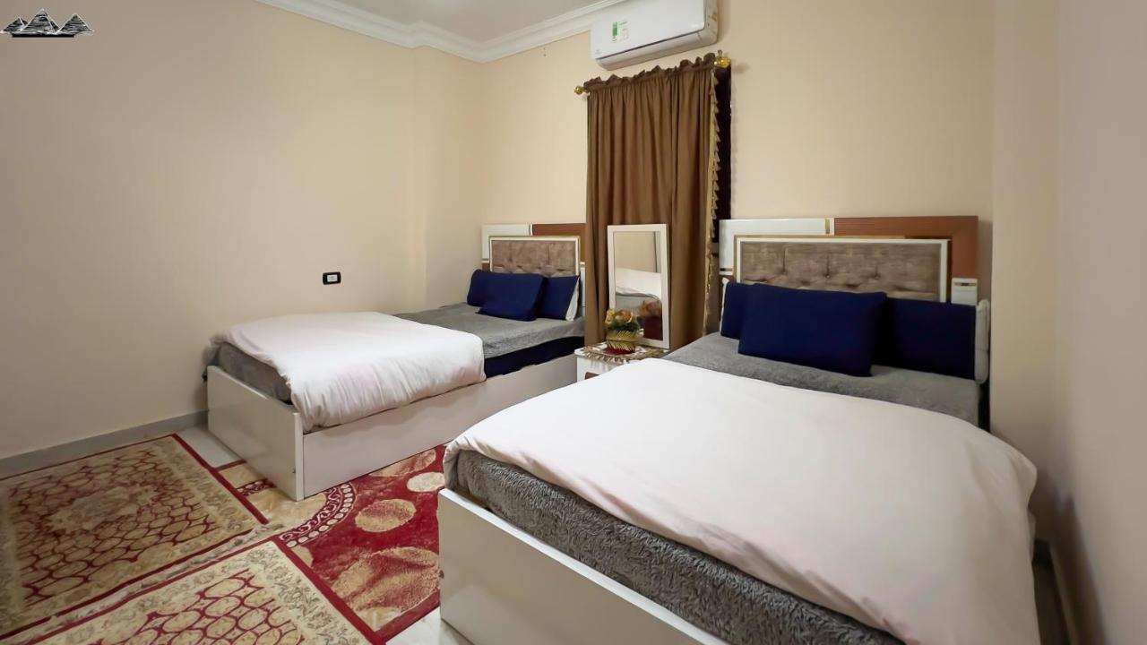 Panorama Pyramids & Jacuzzi El Cairo