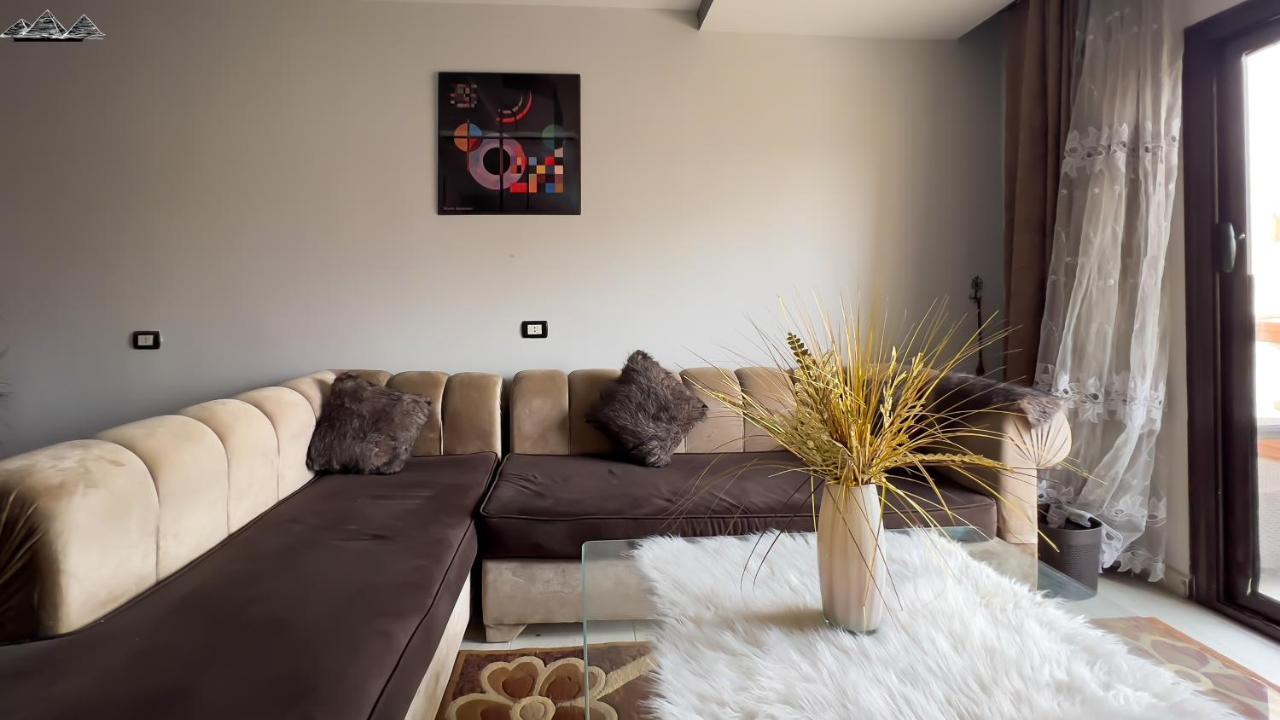 Panorama Pyramids & Jacuzzi Apartamento *