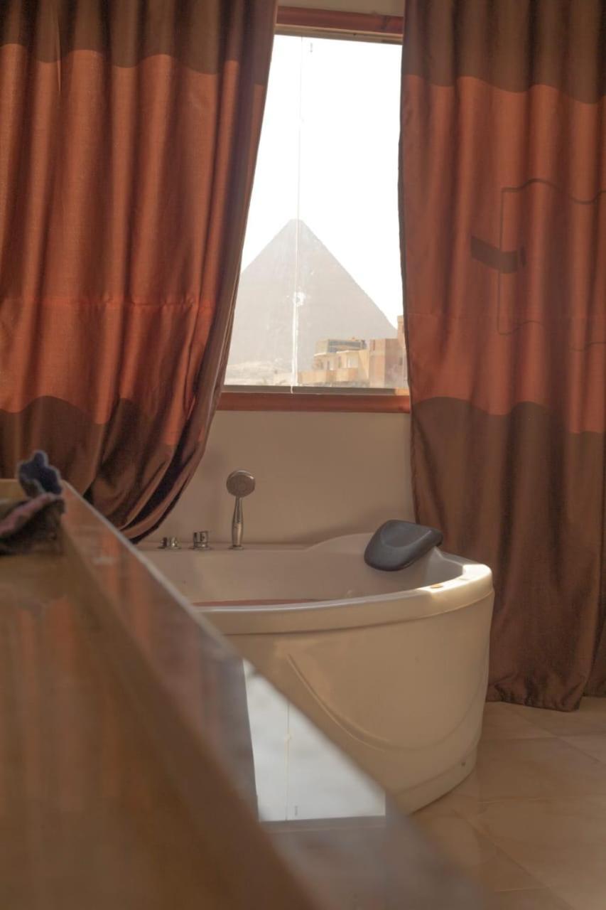 Panorama Pyramids & Jacuzzi Apartamento *